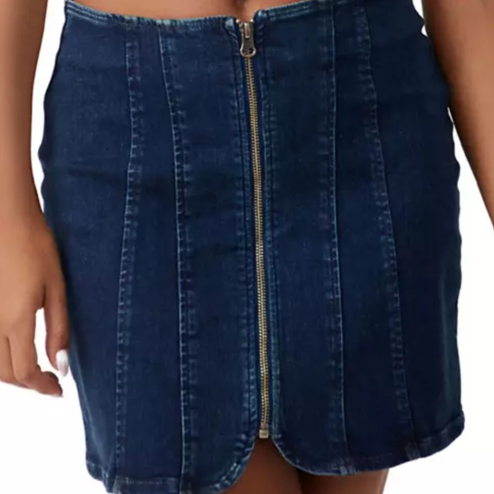 Free People Laya Mini Denim Skirt Size 8 NWT